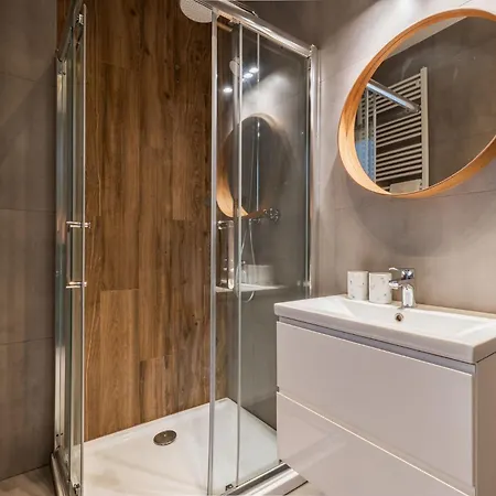 Rentplanet - Ptasia Wroclaw